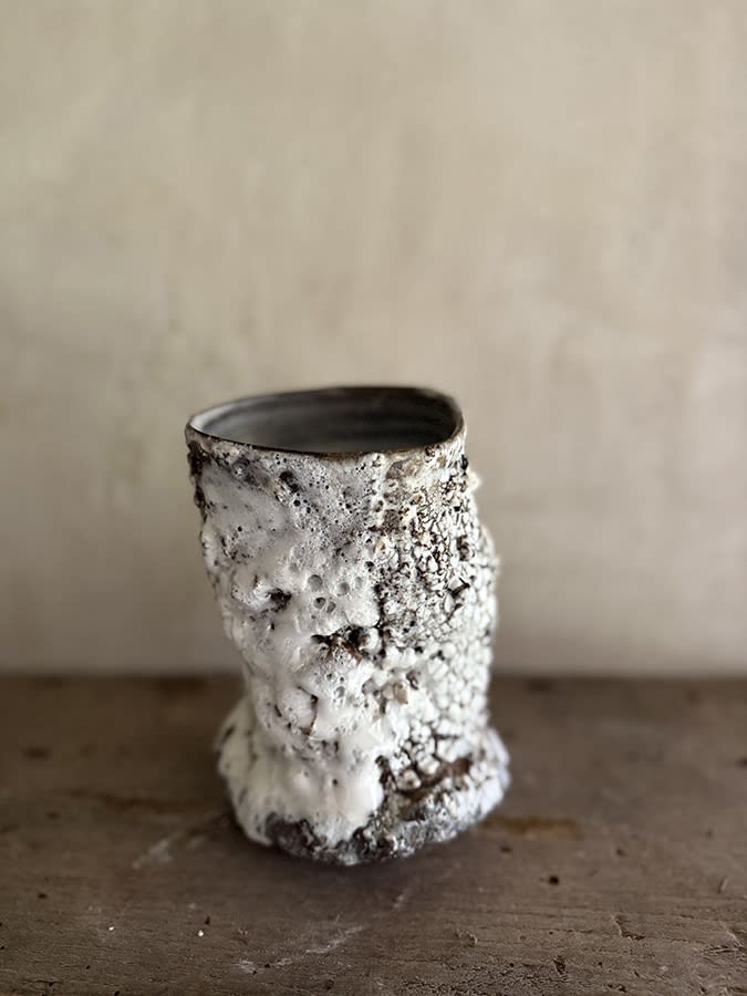 Amanda Coldridge, Black Textured Vase