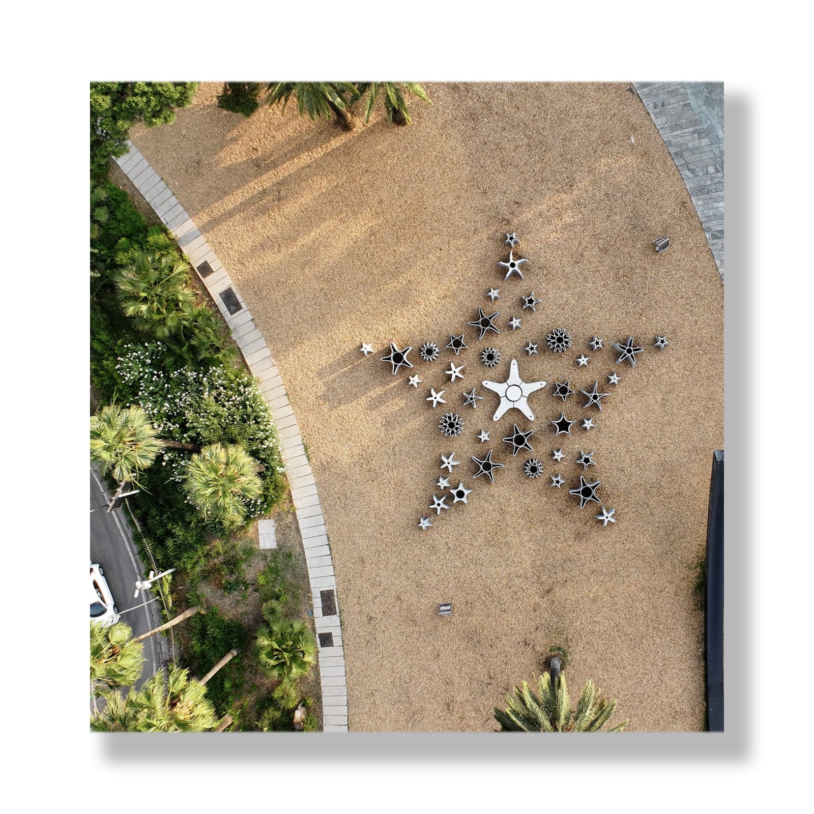 Carlos Betancourt and Alberto Latorre, The Reef Star, large scale site specific installation. Nice, France, 2025