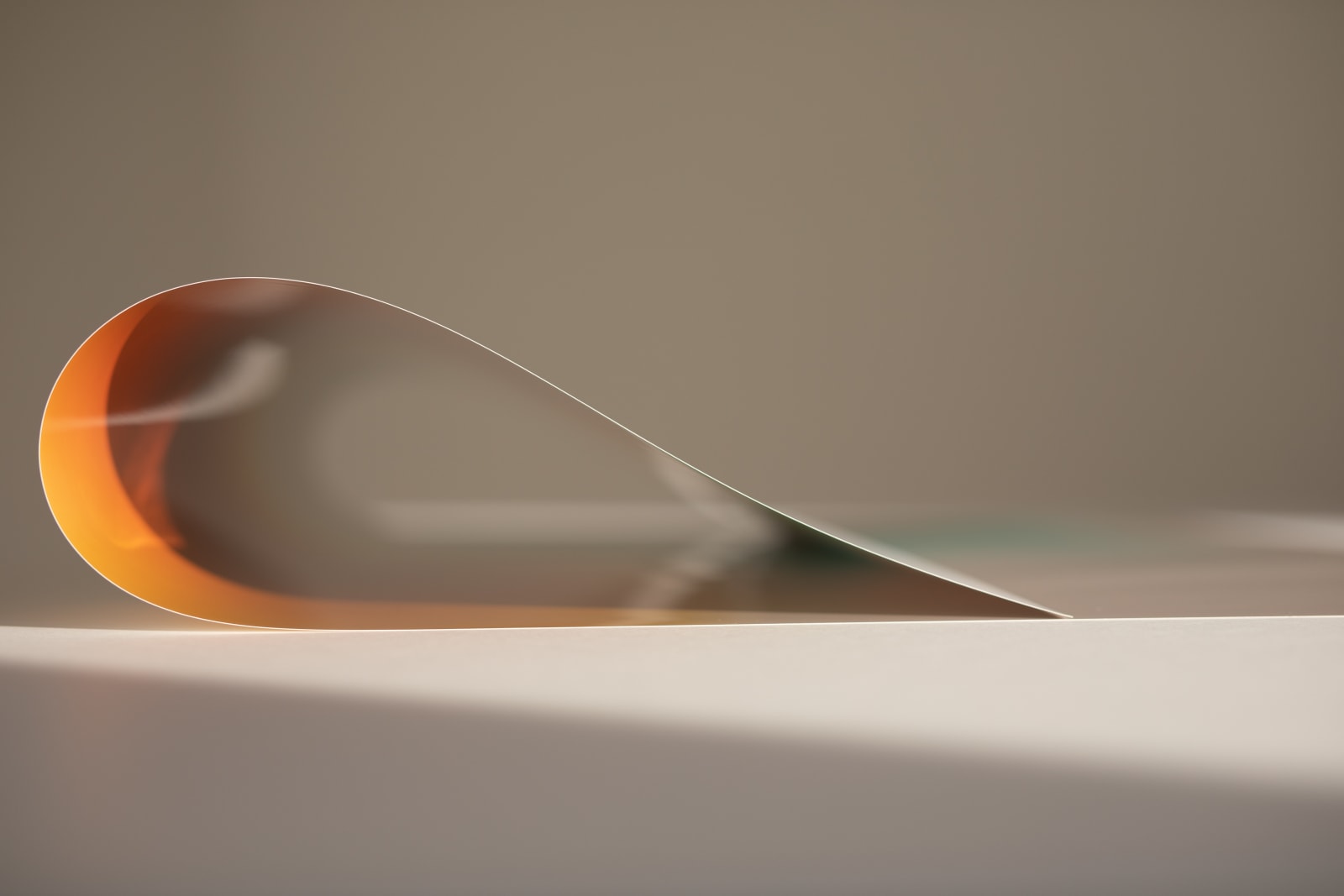 Wolfgang Tillmans, paper drop (orange), 2019