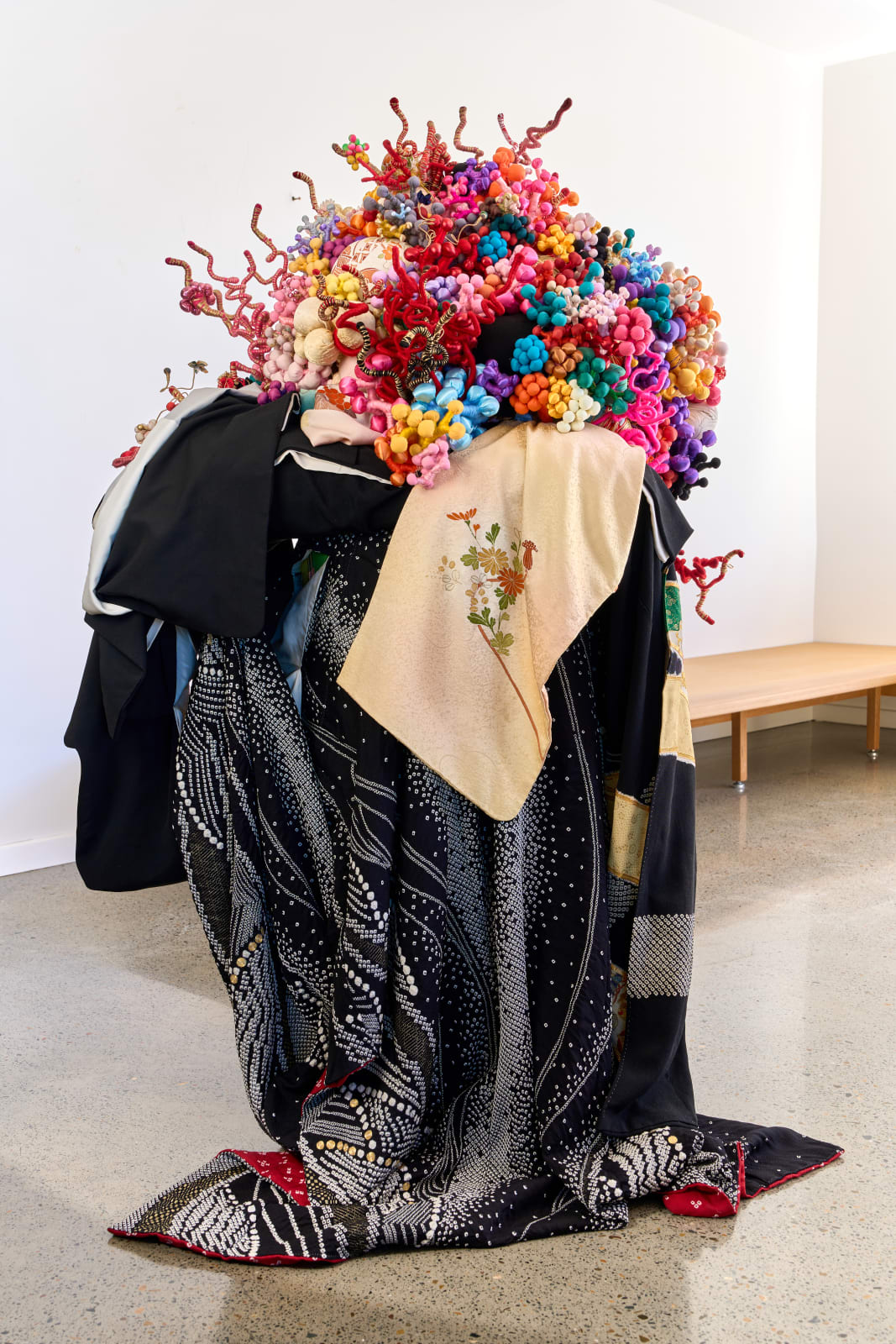 Hiromi Tango, Fujitori 藤鳥 (Wisteria Bird), 2025