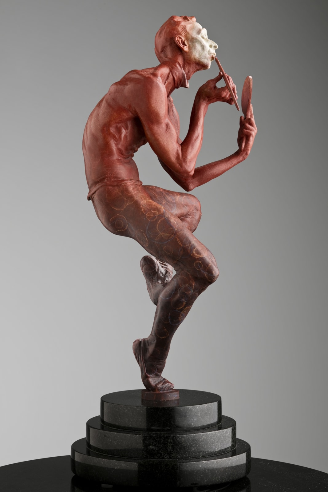 Richard MacDonald, Showtime, Atelier, Red, 2016
