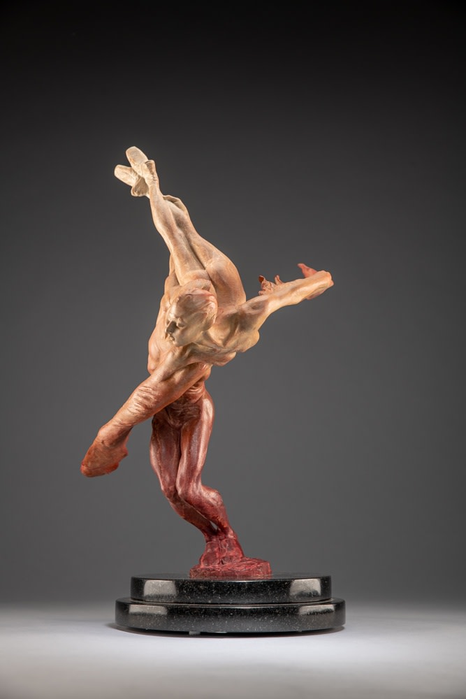 Richard MacDonald, Doves, Atelier, Red, 2015