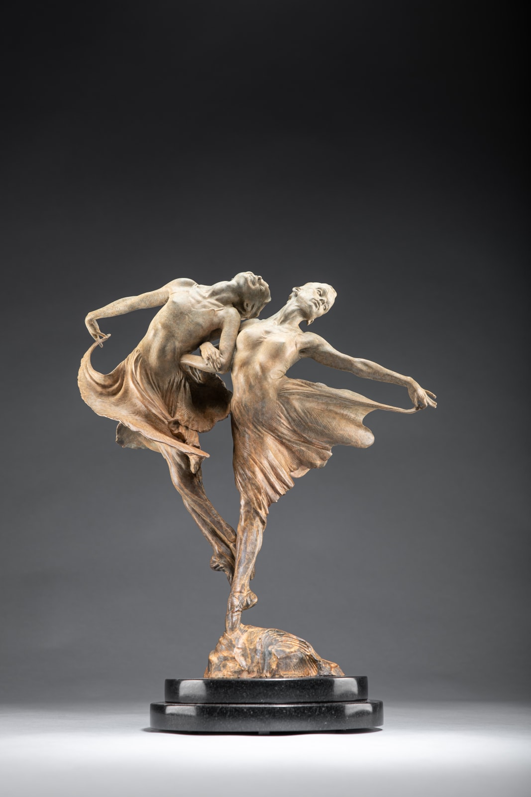 Richard MacDonald, Sisters, Atelier, 2015