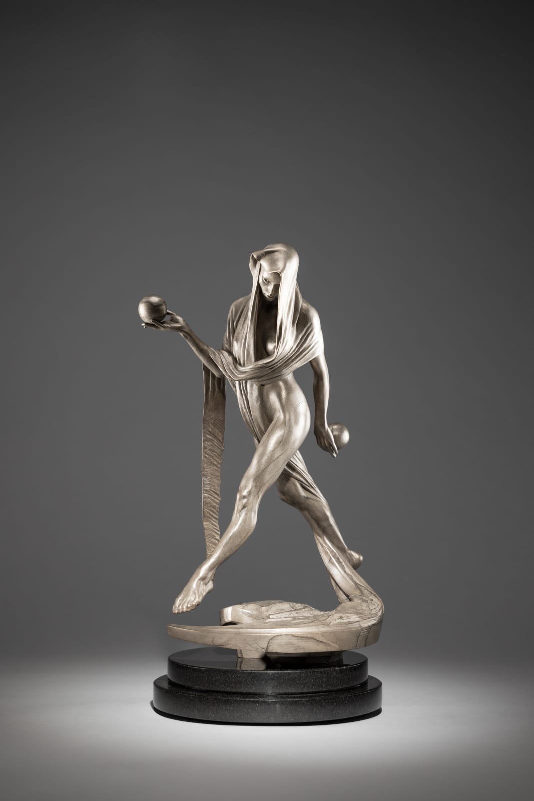 Richard MacDonald, Nightfall, Atelier, Platinum, 2013