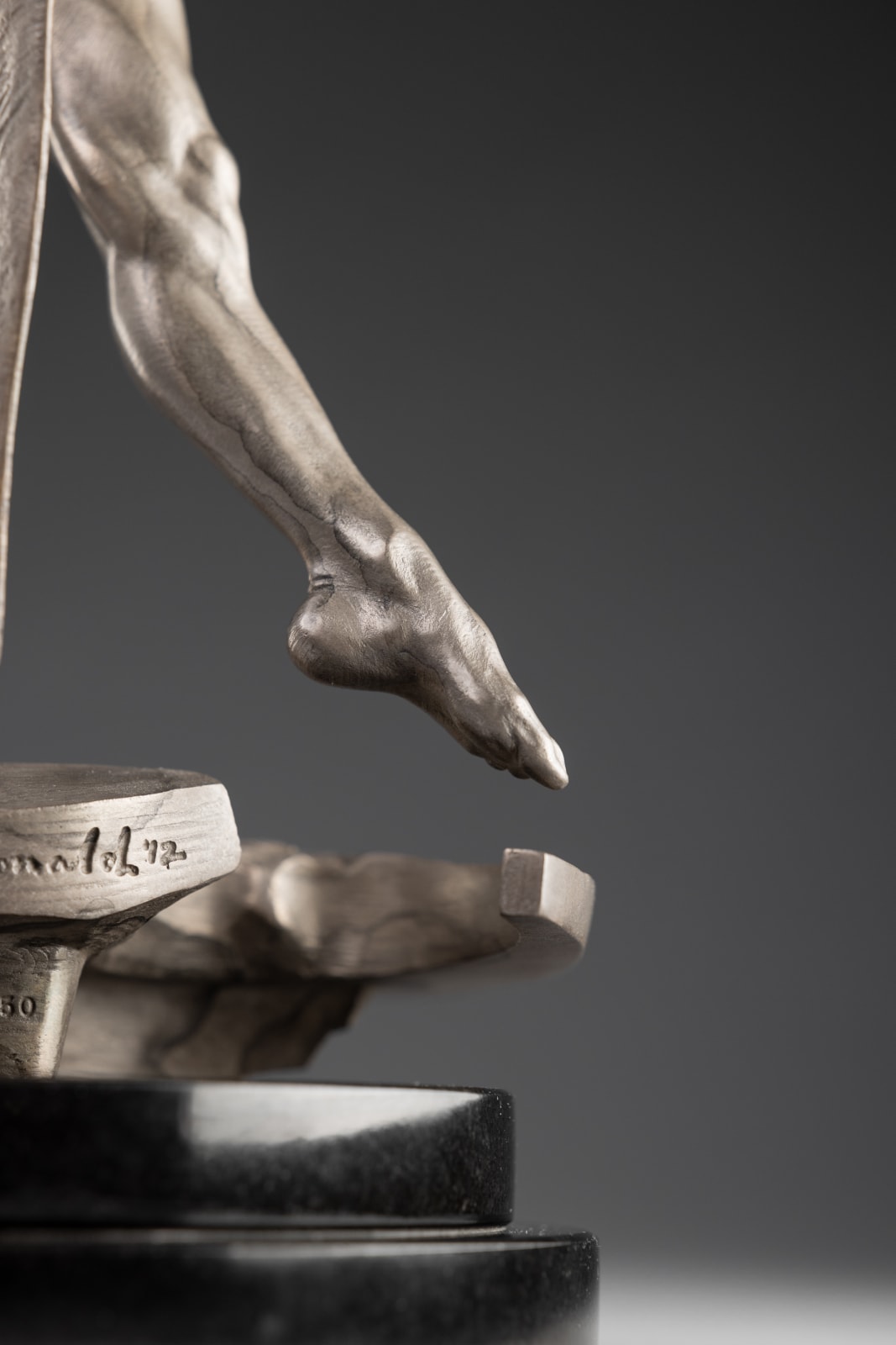 Richard MacDonald, Nightfall, Atelier, Platinum, 2013