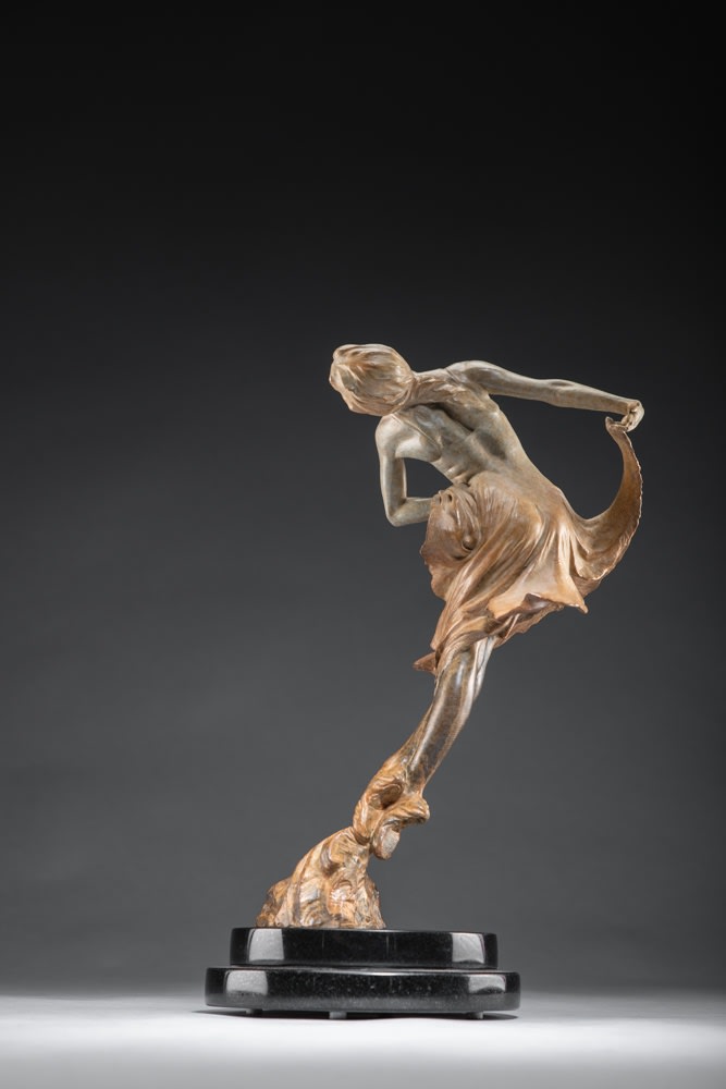 Richard MacDonald, Red Dress, Atelier, 2015