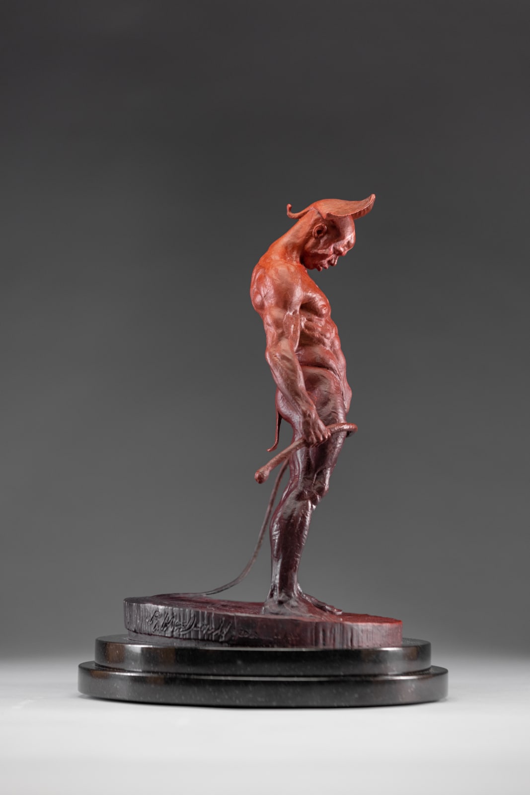Richard MacDonald , The Guardian Red, Atelier , 2021