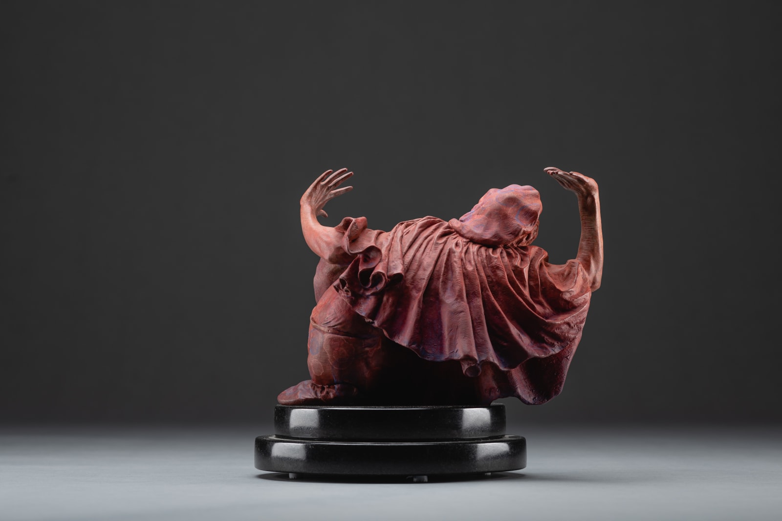 Richard MacDonald, Jacques, Atelier, Red, 2019