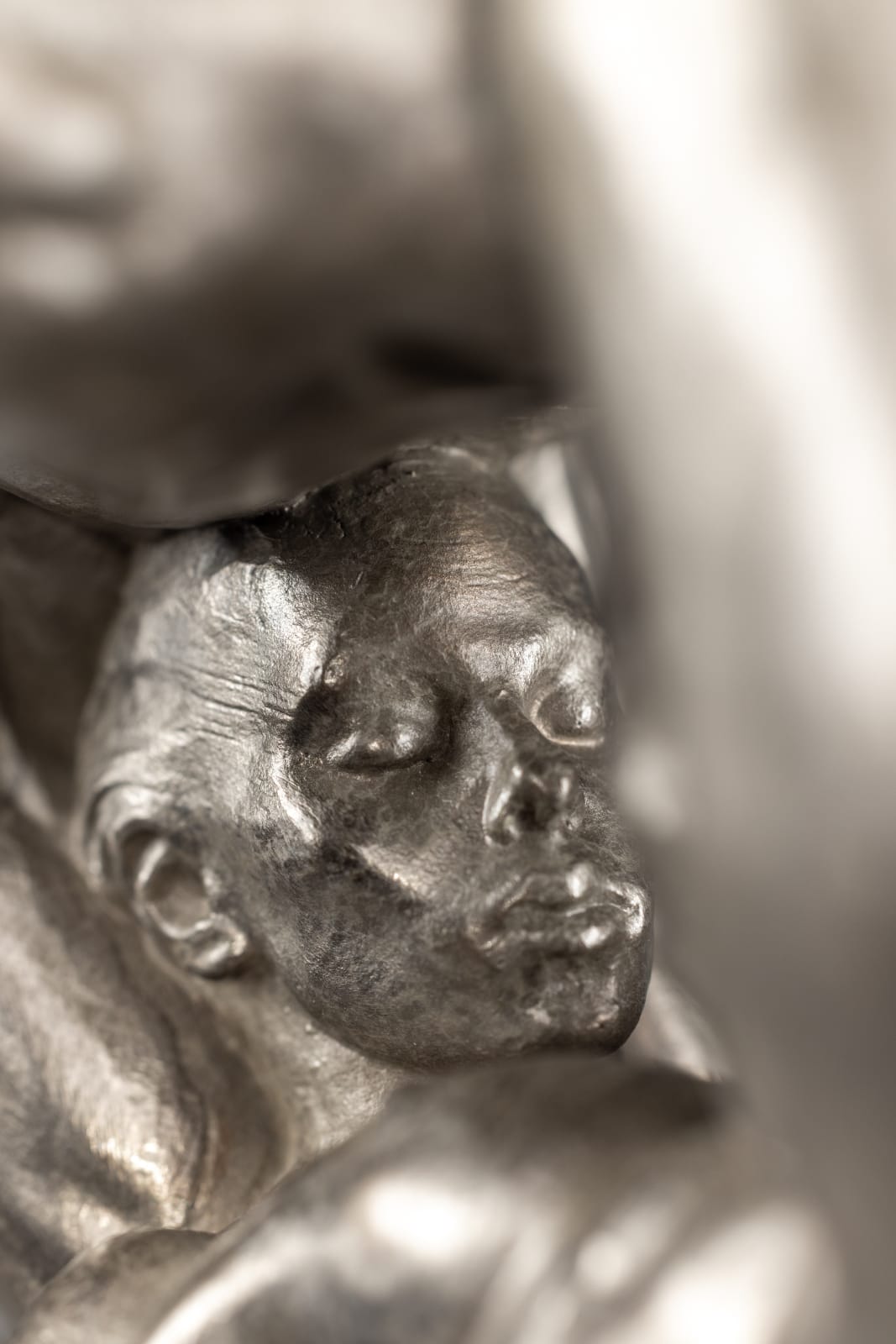 Richard MacDonald, Duality Atelier Platinum , 2023