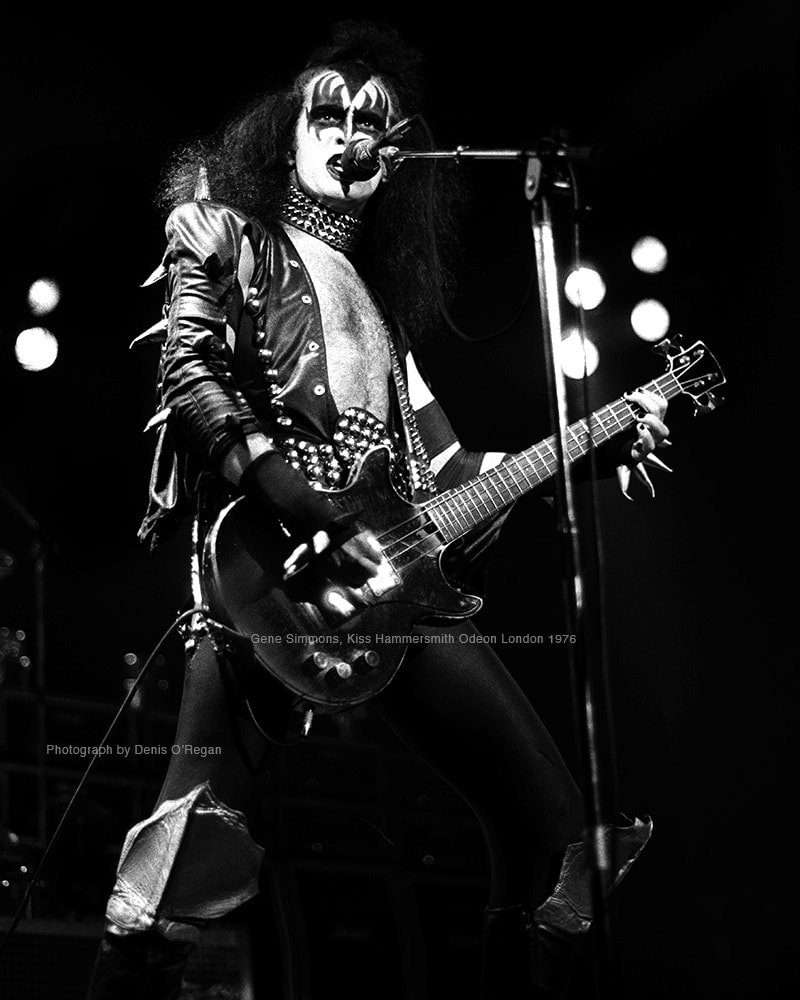 KISS, Gene Simmons Hammersmith, 1976