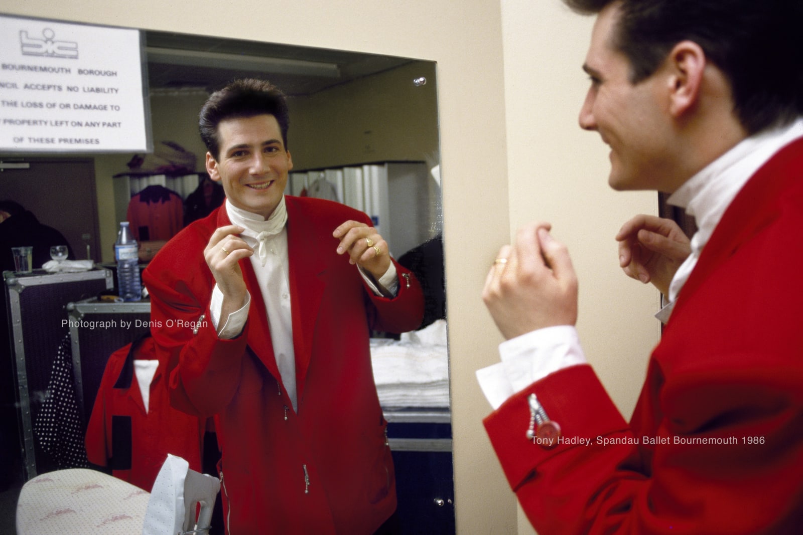 SPANDAU BALLET, Tony Hadley backstage Bournemouth, 1986