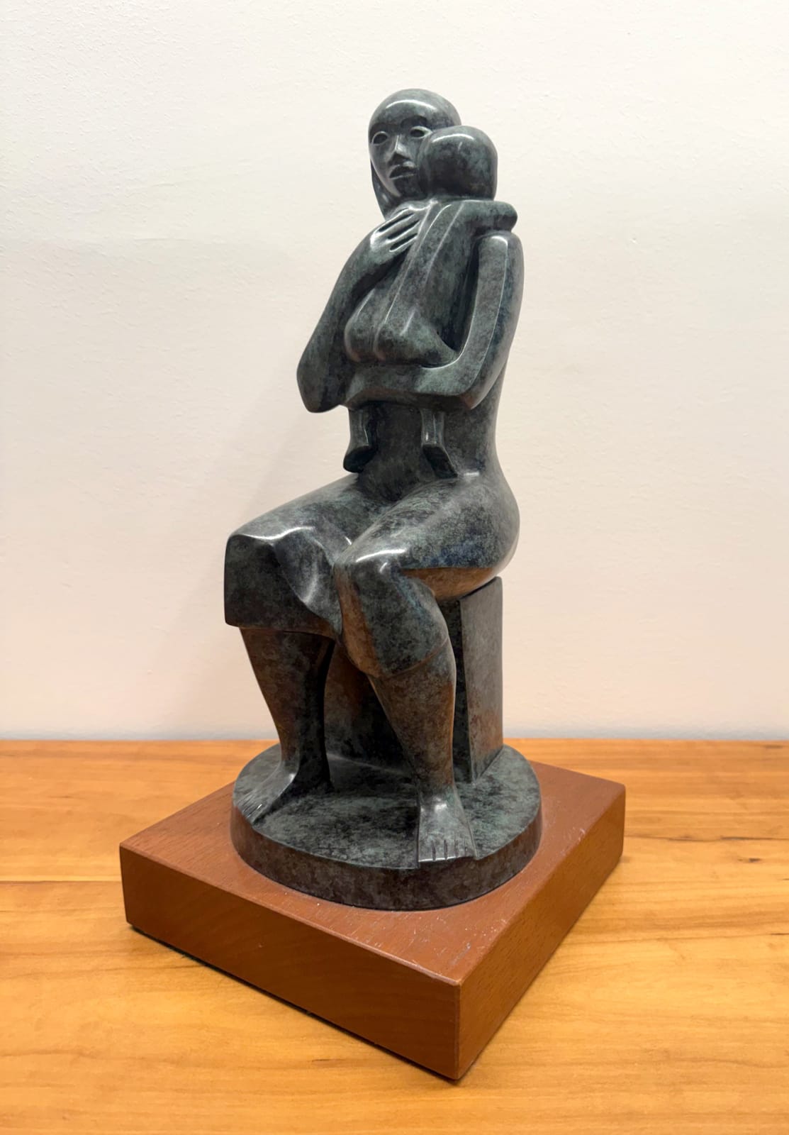 Elizabeth Catlett, Mother and Child, 1976