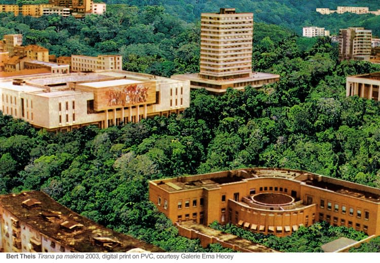 Bert Theis, Tirana pa makina, 2003