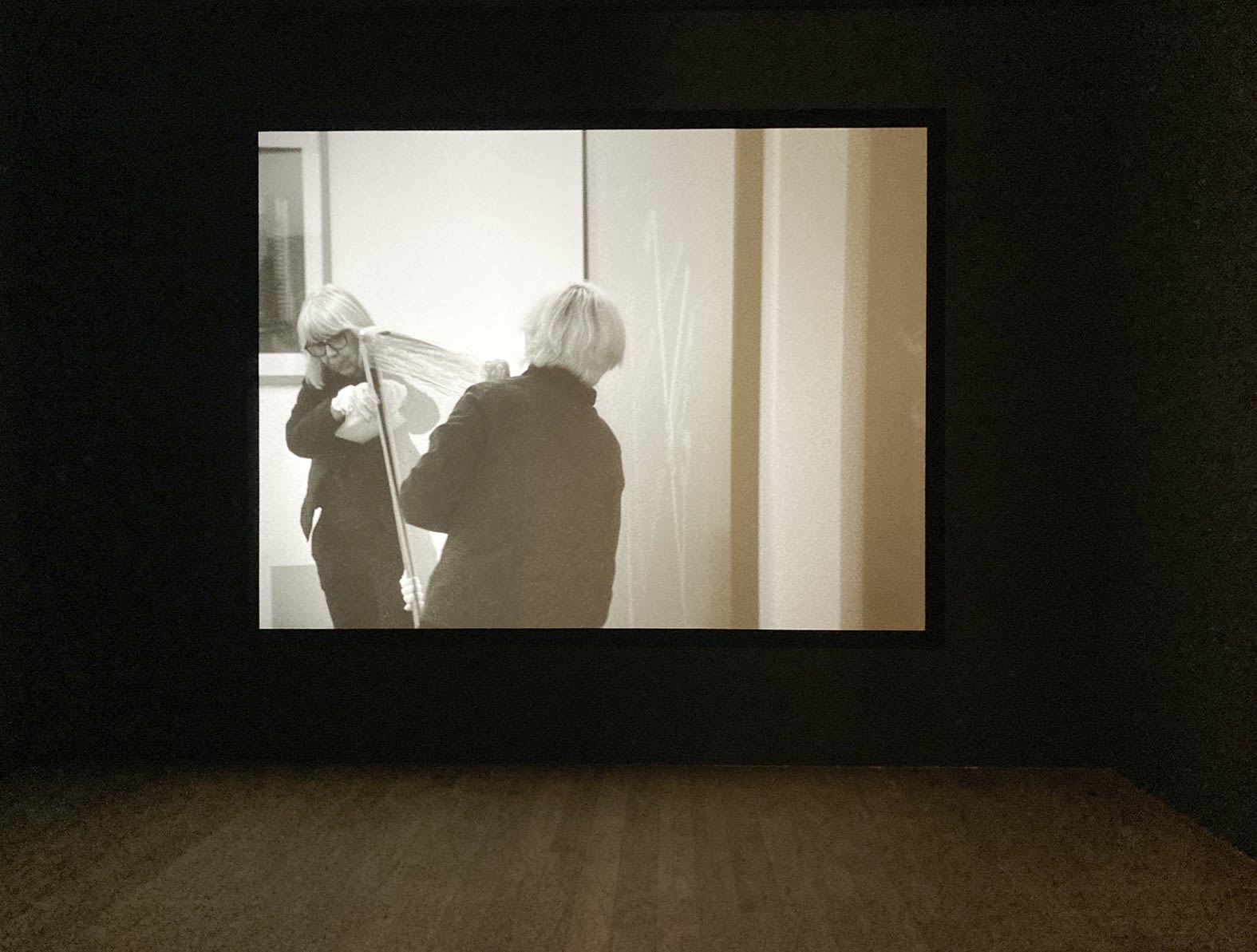 Jeff Weber, Untitled (Suzanne Lafont), 35 mm film n/b, 2021 ©Jeff Weber