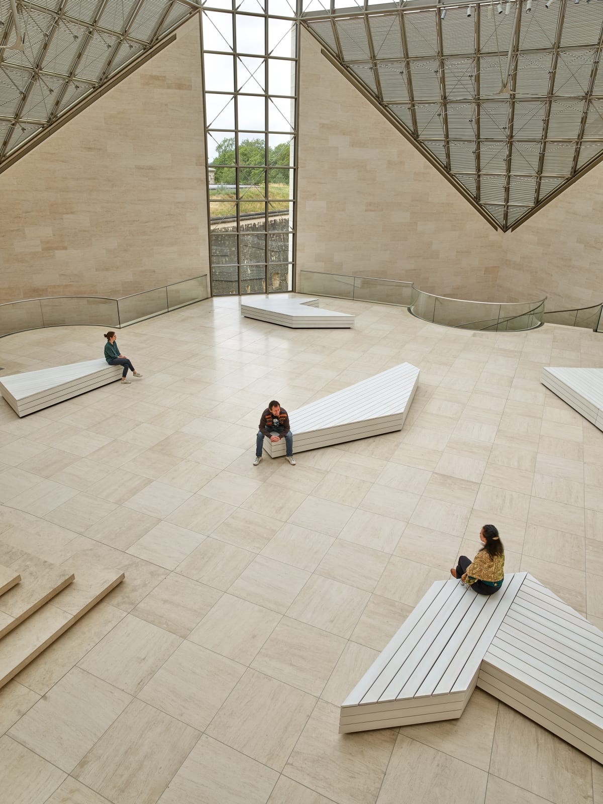 Bert Theis_Drifters_Mudam_2005-2006