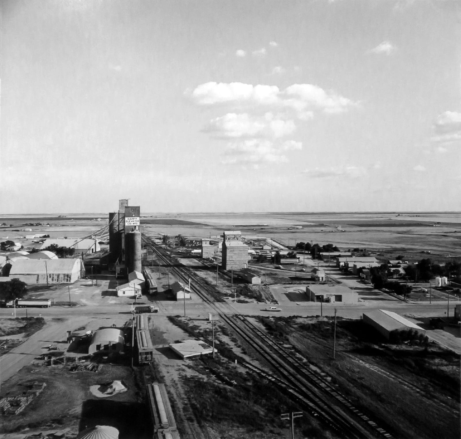 Frank Gohlke - View from Harmon-Toles elevator, Happy, Texas, 1975
