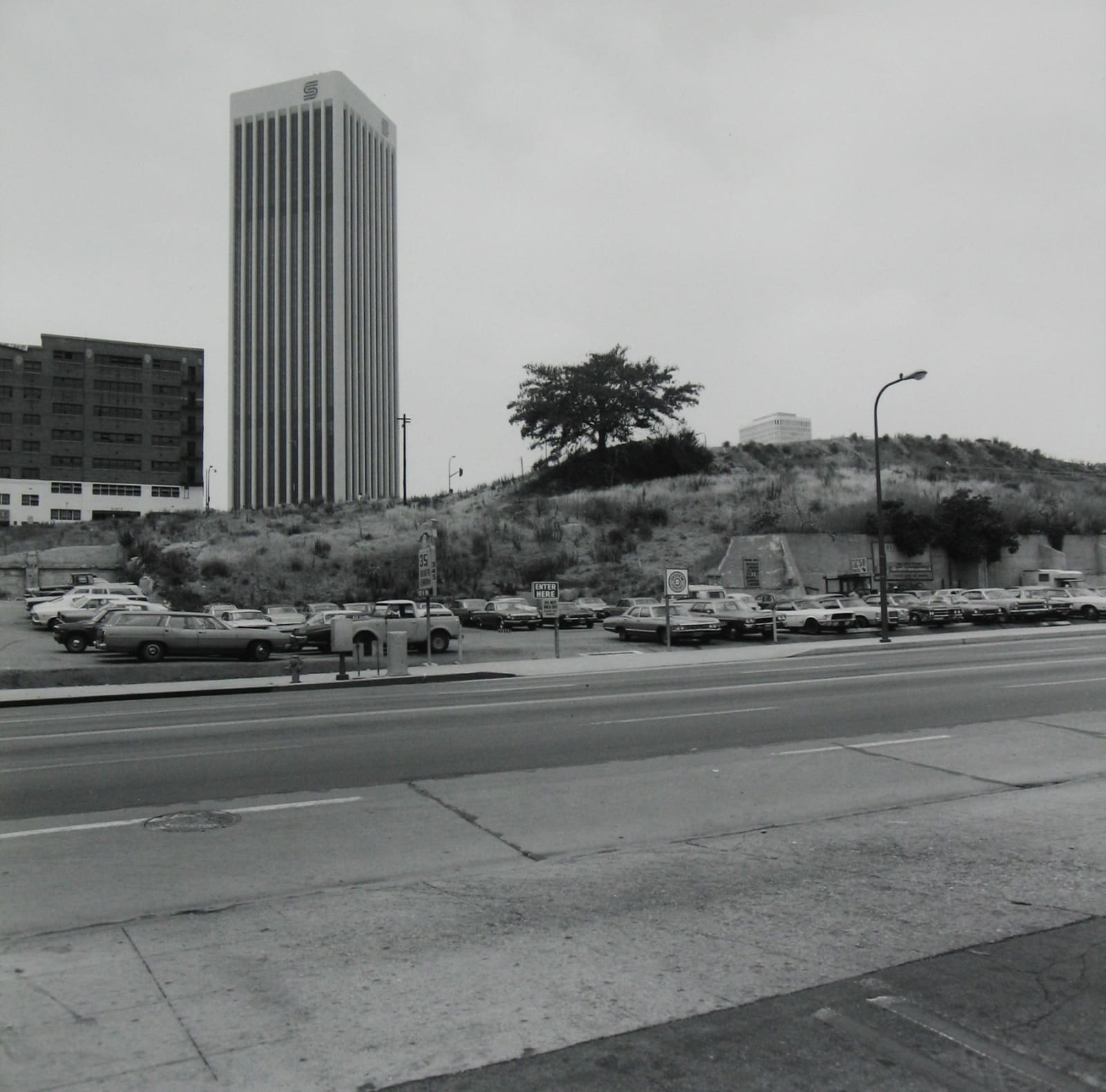 Frank Gohlke, Landscape, Los Angeles, 1974