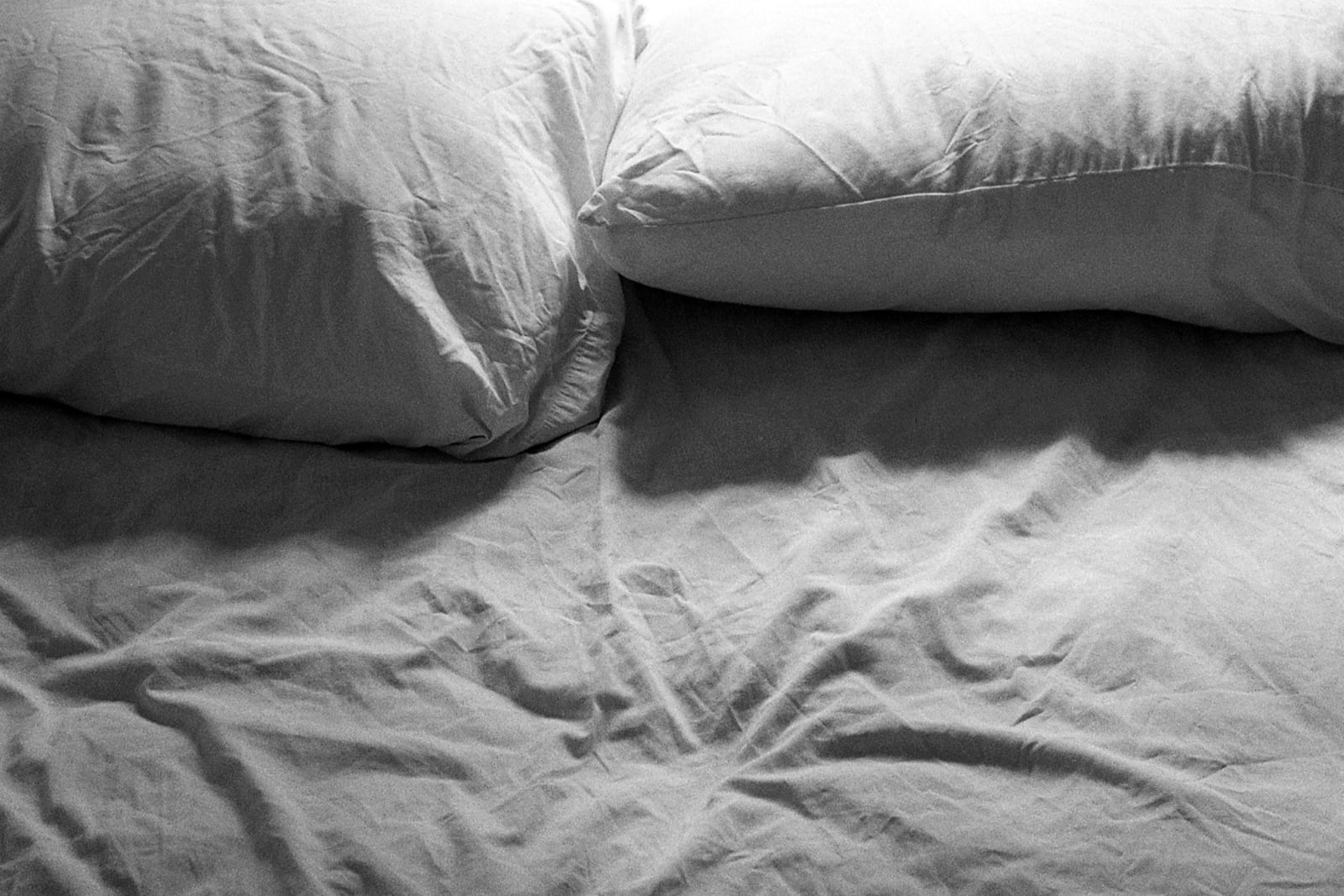 Two Pillows. New York, 1998