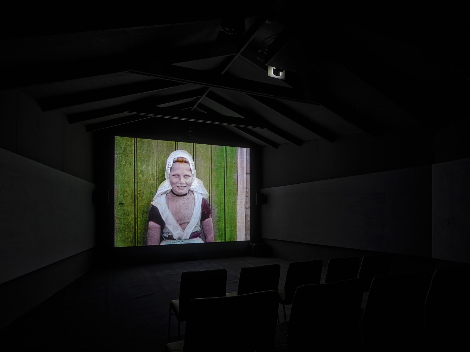 Fiona Tan, Footsteps, 2022, exhibition Fiona Tan, Mountains and Molehills, Eye Filmmuseum Amsterdam, 2022 Photo: Studio Hans Wilschut Courtesy Frith Street Gallery, London.