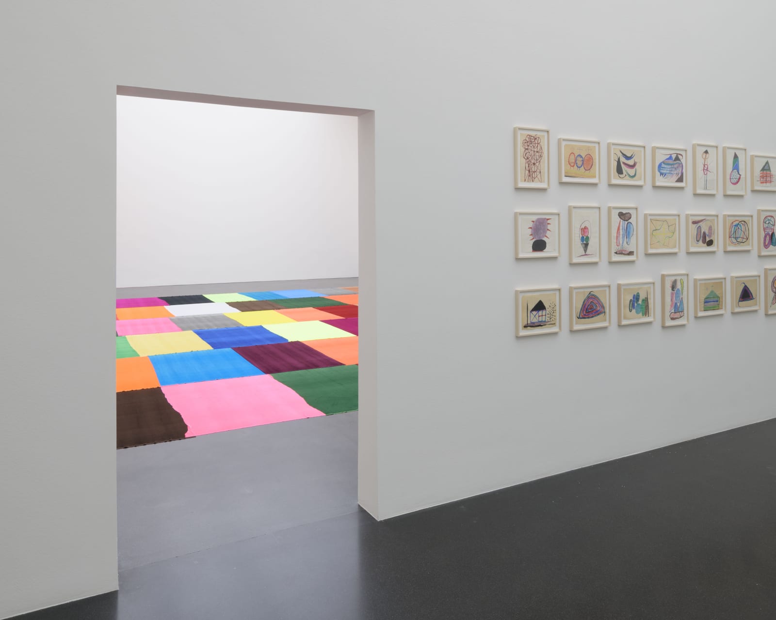 Installation view Polly Apfelbaum, Josef Herzog, Kunstmuseum Luzern. Photo: Marc Latzel