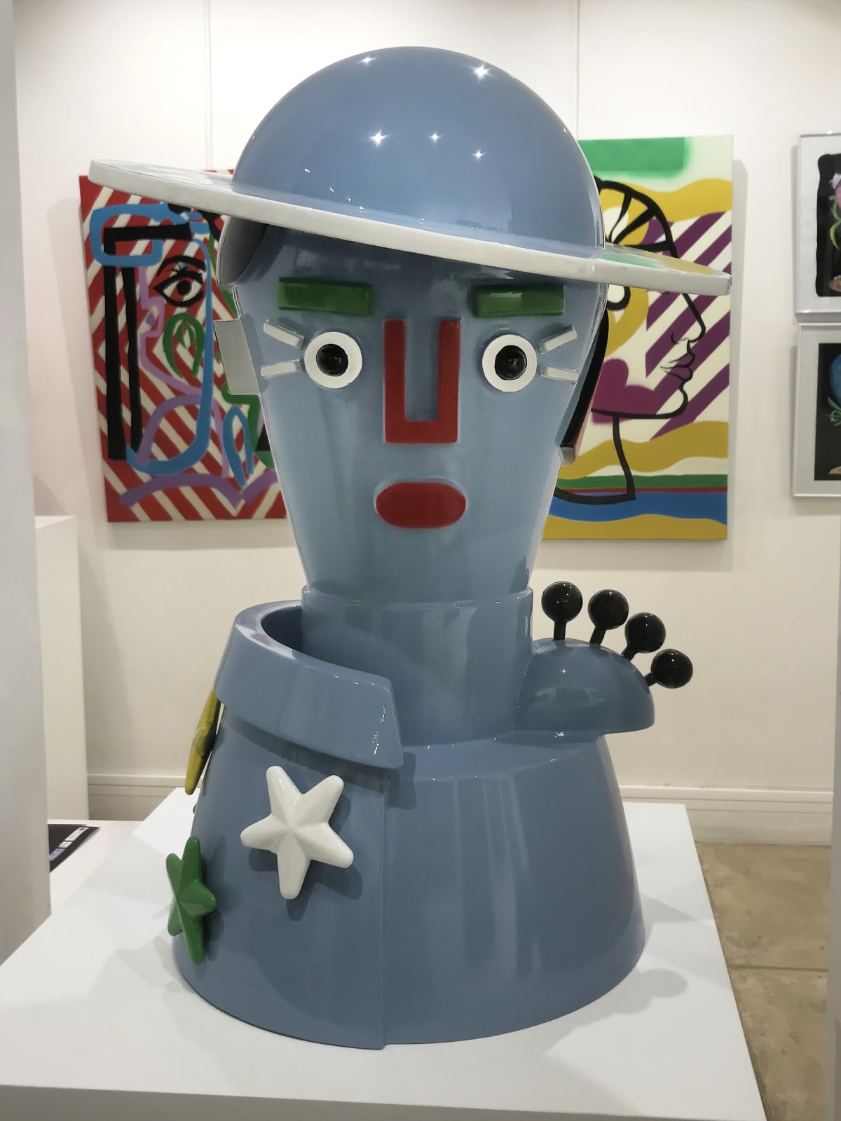 Elisabeth OLLÉ CURIEL, Picada azul, 2019