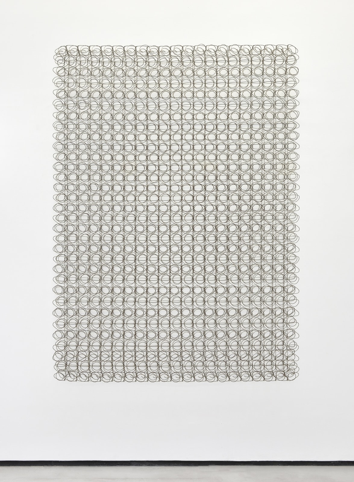 Éric Baudart multispires 693, 2019 Carcasse de matelas (fer) Mattress carcass (iron) 180 x 135 x 11 cm 70 7/8 x 53 1/8 x 4 3/8 in © Photo: Rebecca Fanuele.
