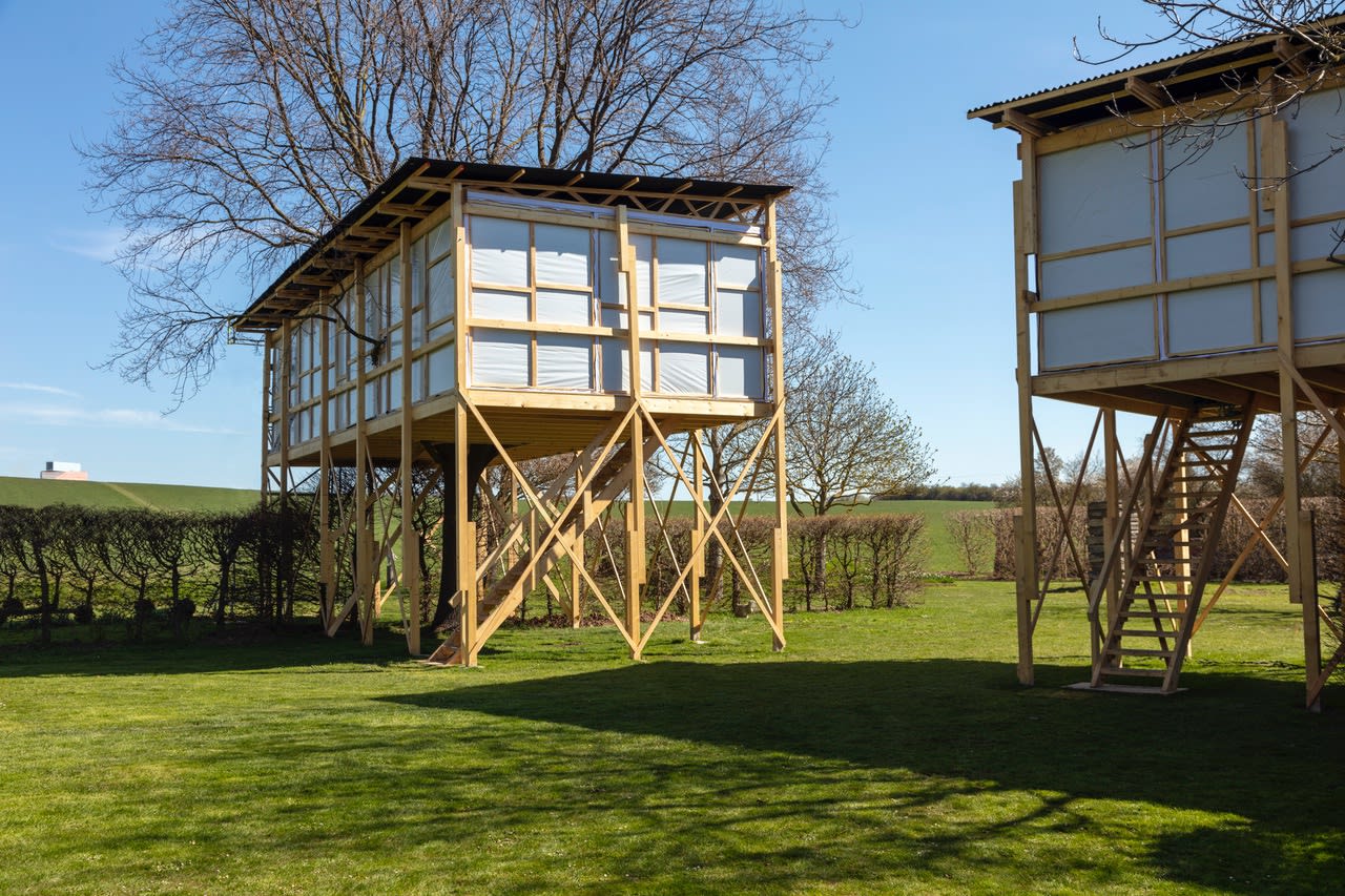ISOLATION (BAUMMITTEN) - Fabian Knecht, SpiegelArche, 2021, Rastenberg, (DE)