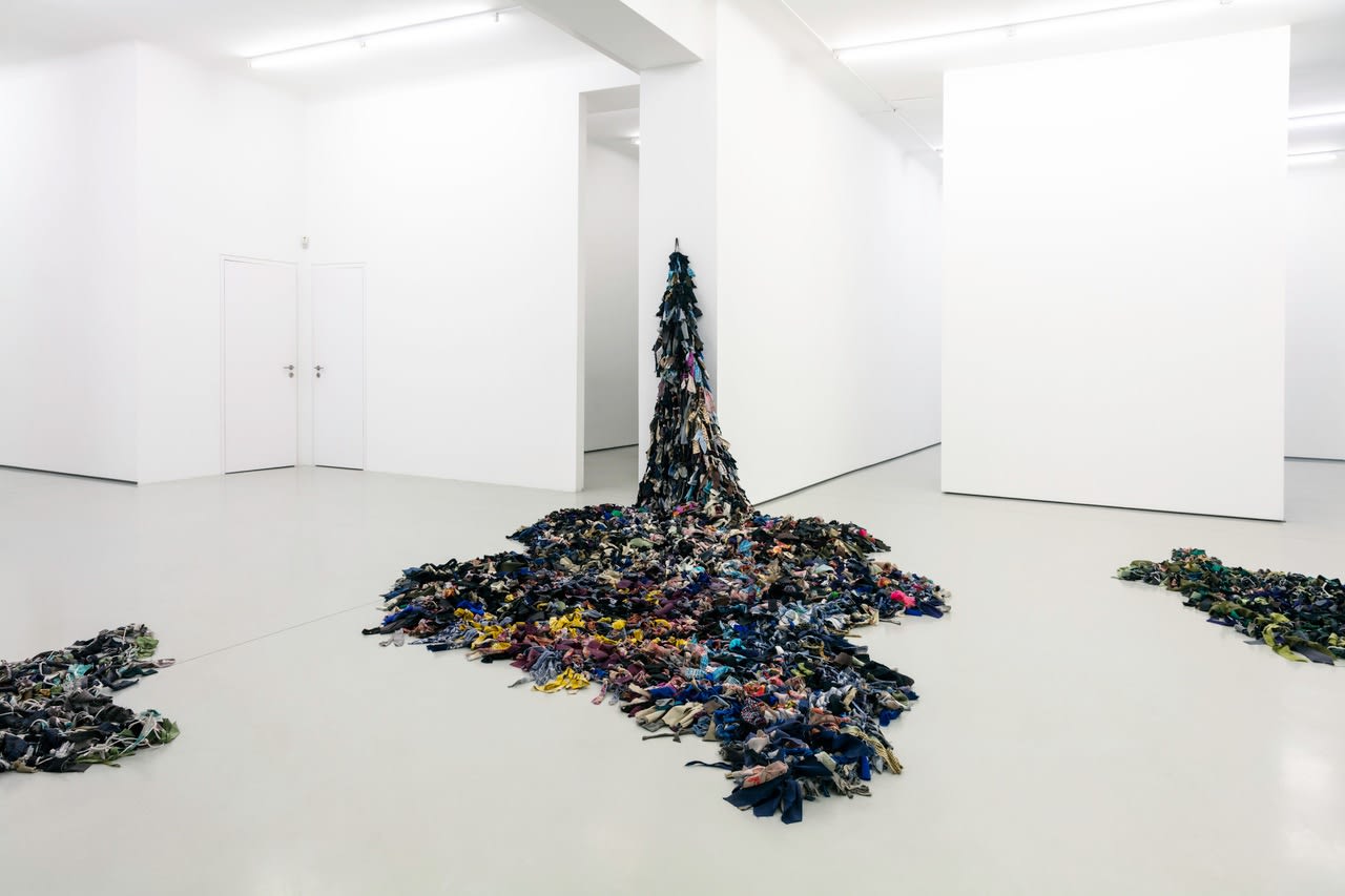 View of the exhibition at the AlexanderLevy Gallery in Berlin Copyright © Fabian Knecht & AlexanderLevy