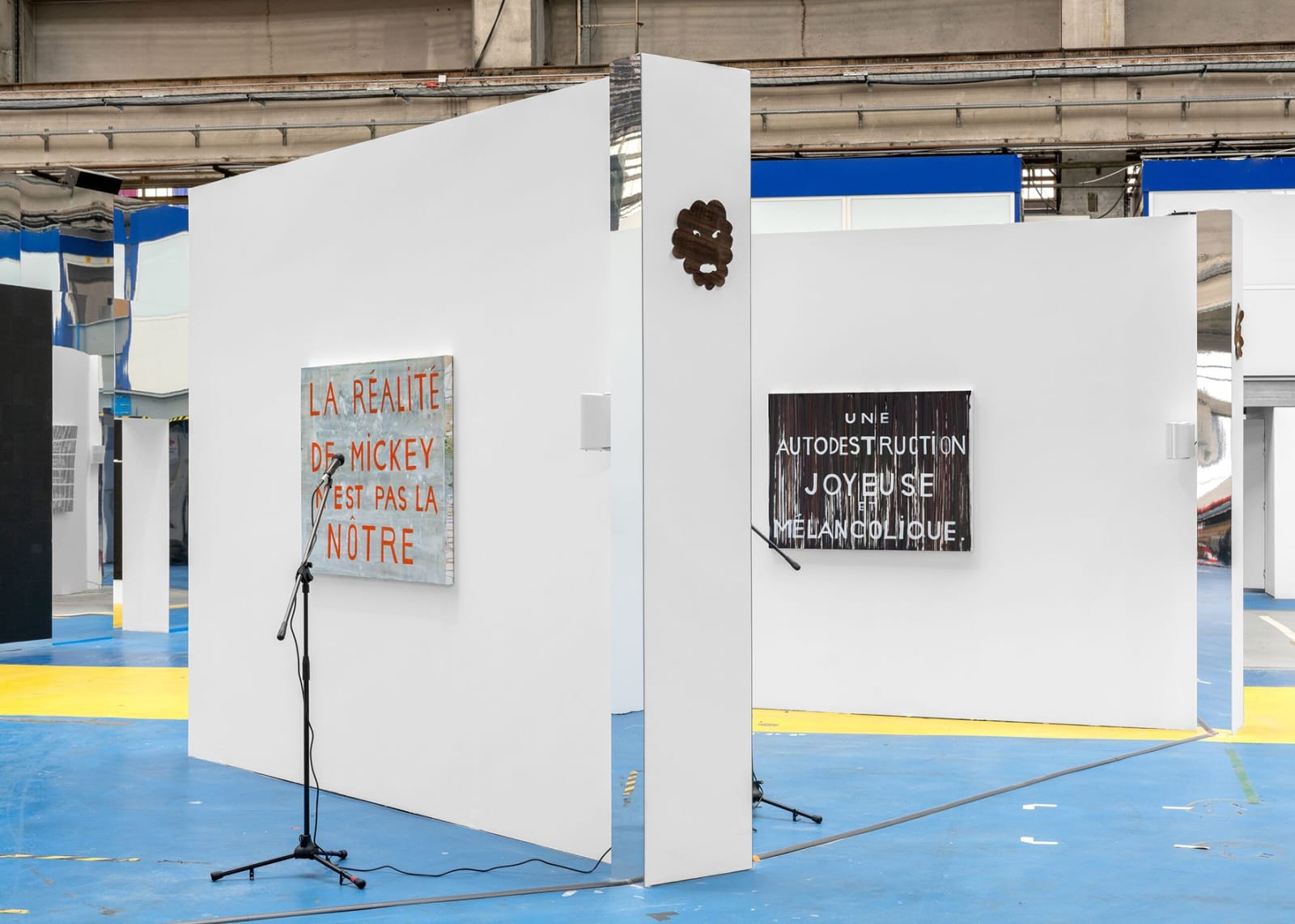 Hélène Delprat, " Vous êtes en train de m'enregistrer ? ", 17ème édition de la Biennale de Lyon, 2024. © Photo : Nicolas Brasseur.