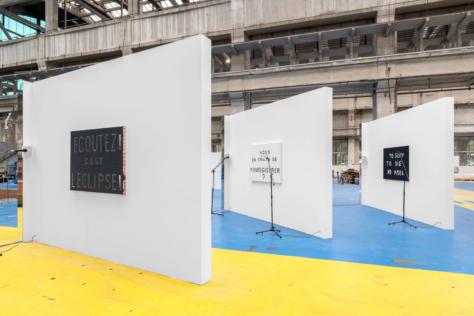 Hélène Delprat, " Vous êtes en train de m'enregistrer ? ", 17ème édition de la Biennale de Lyon, 2024. © Photo : Nicolas Brasseur.