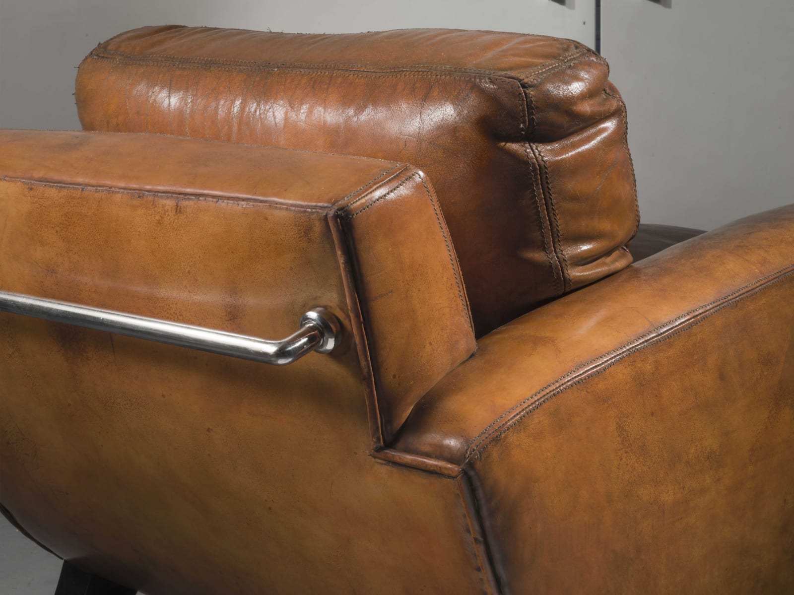 Michel Roux-Spitz, A Pair of Fauve Leather Armchairs, 1935