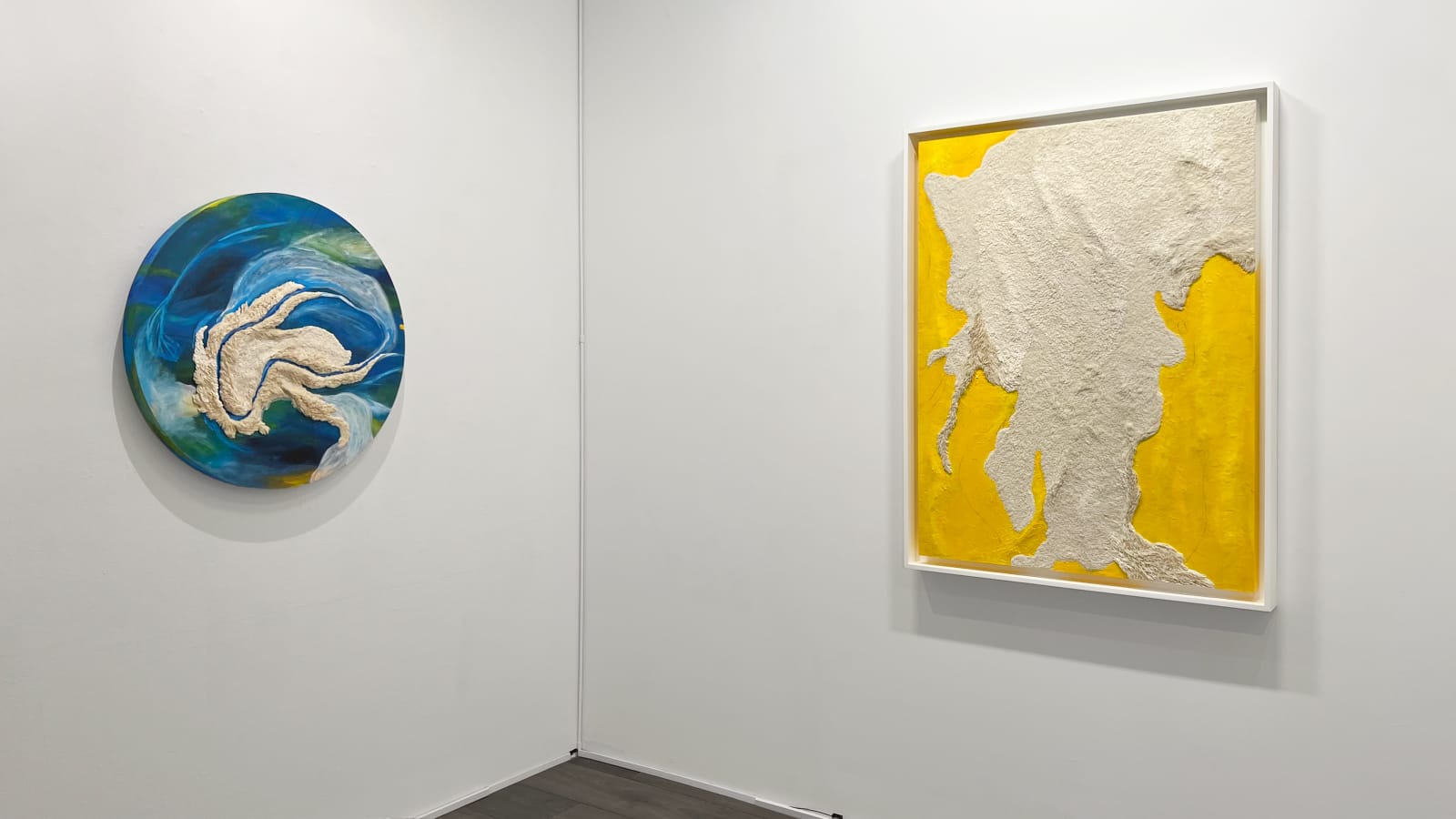 Installation view: Hayoon Jay Lee: Fields of Vision