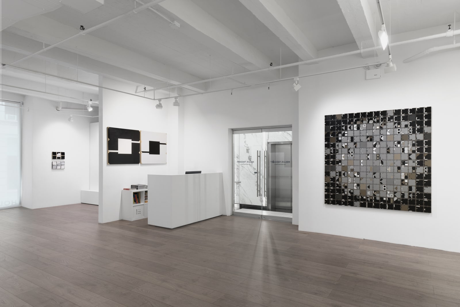 Installation view: Ralph Iwamoto: Octagonal Permutations