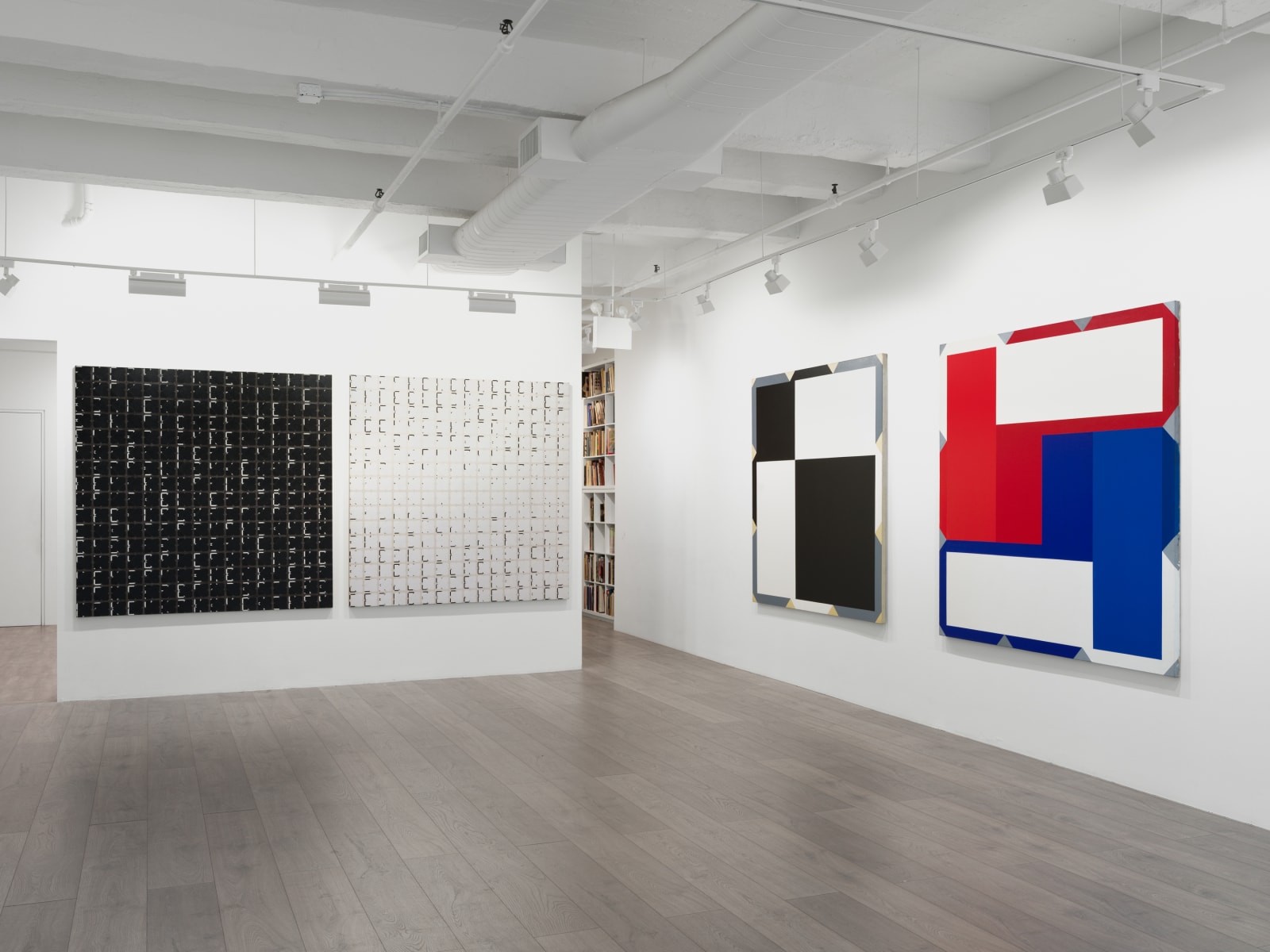 Installation view: Ralph Iwamoto: Octagonal Permutations