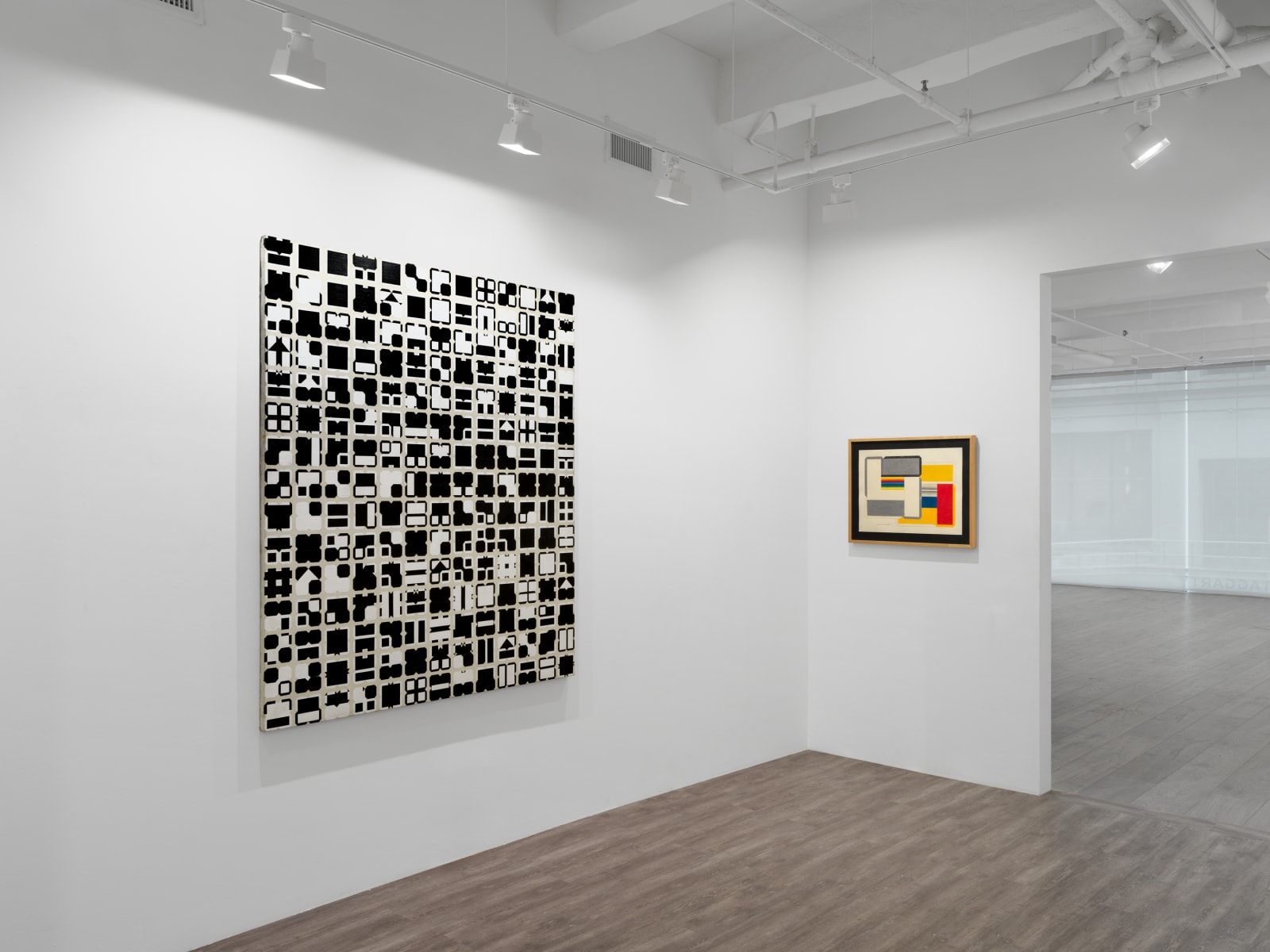 Installation view: Ralph Iwamoto: Octagonal Permutations