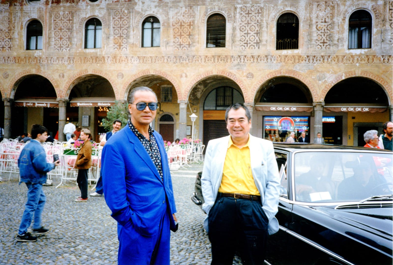 1990, Hsiao Chin with Walasse Ting 1990年蕭勤與丁雄泉合影
