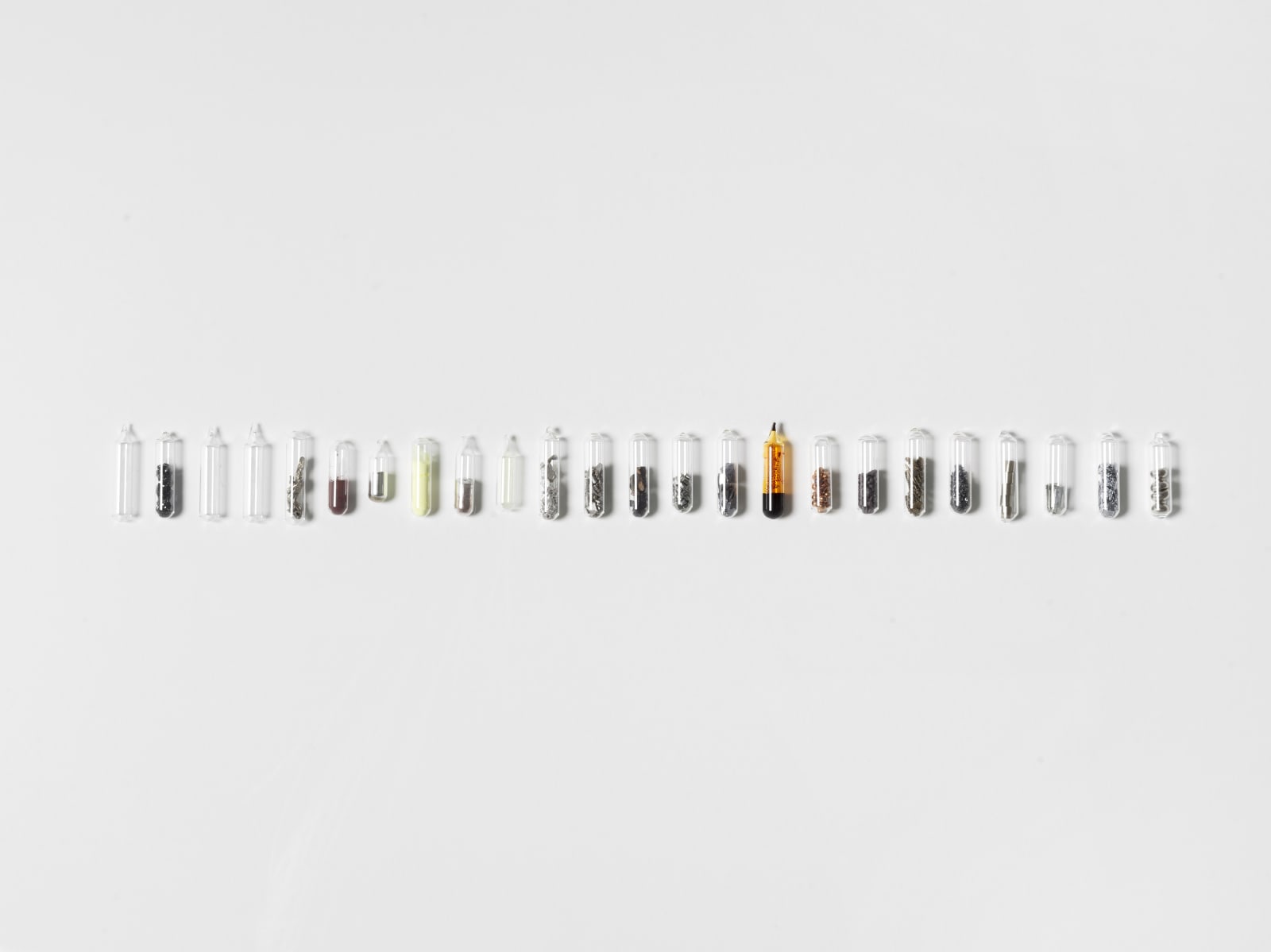 Alicja Kwade, Selbstporträt, 2020, Courtesy of the artist; KÖNIG GALERIE, Berlin/ London/ Seoul/ Decentraland, Foto: Roman März