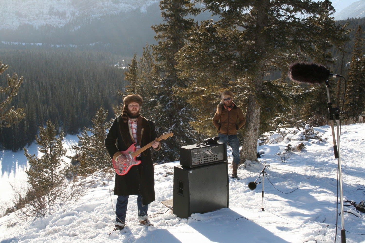 Ragnar Kjartansson, The End - Rocky Mountains, 2009 five-channel video with sound 00:30:30 Courtesy of the artist, Luhring Augustine, New...