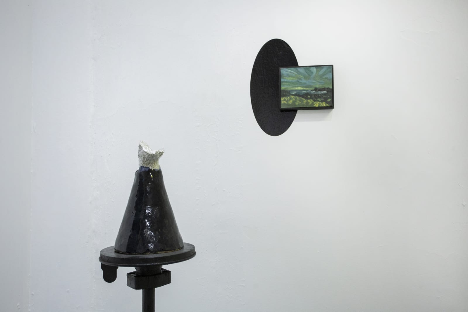 Installation view of the exhibition La Tierra Prometida by Coco González Lohse at Sala Leve. Santiago, Chile, September 2021.