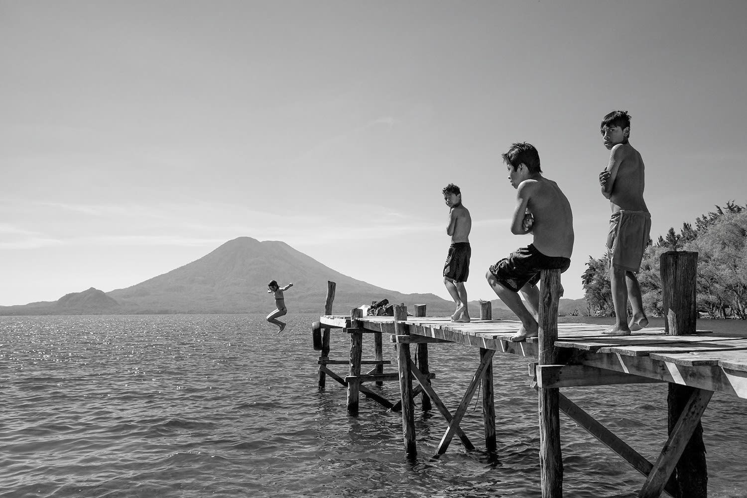 Angélica Arbulú, Against the volcano, 2014