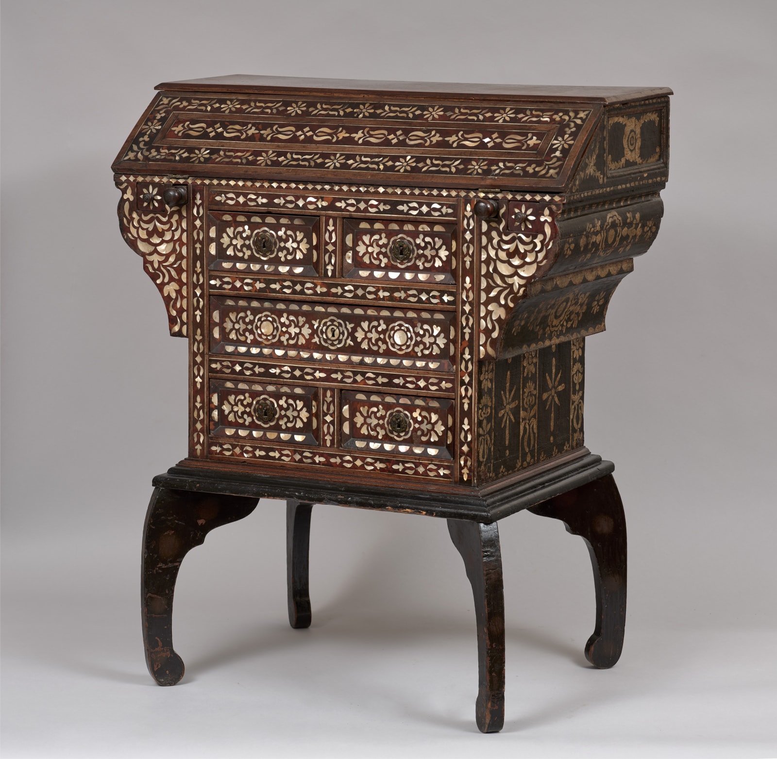 WRITING CABINET WITH DROP-DOWN FRONT, Peru, 17th century