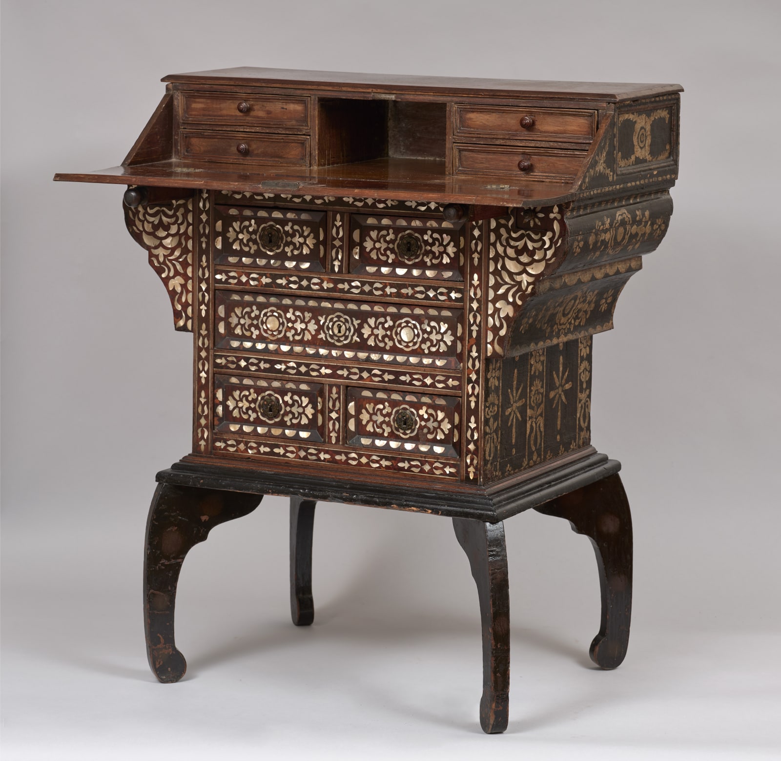 WRITING CABINET WITH DROP-DOWN FRONT, Peru, 17th century