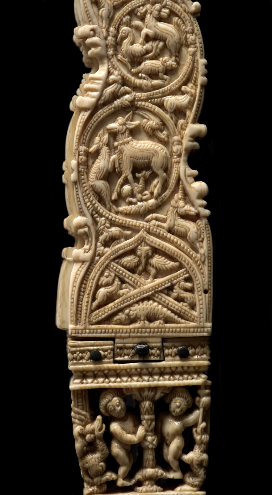 The “Pangolin Fan”, Ceylon (present-day Sri Lanka), Kōttē, c. 1540-1551