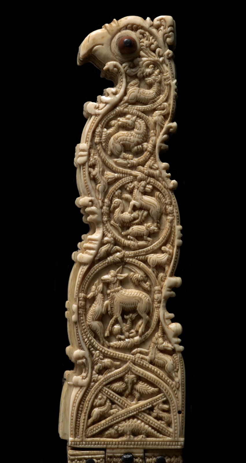 The “Pangolin Fan”, Ceylon (present-day Sri Lanka), Kōttē, c. 1540-1551