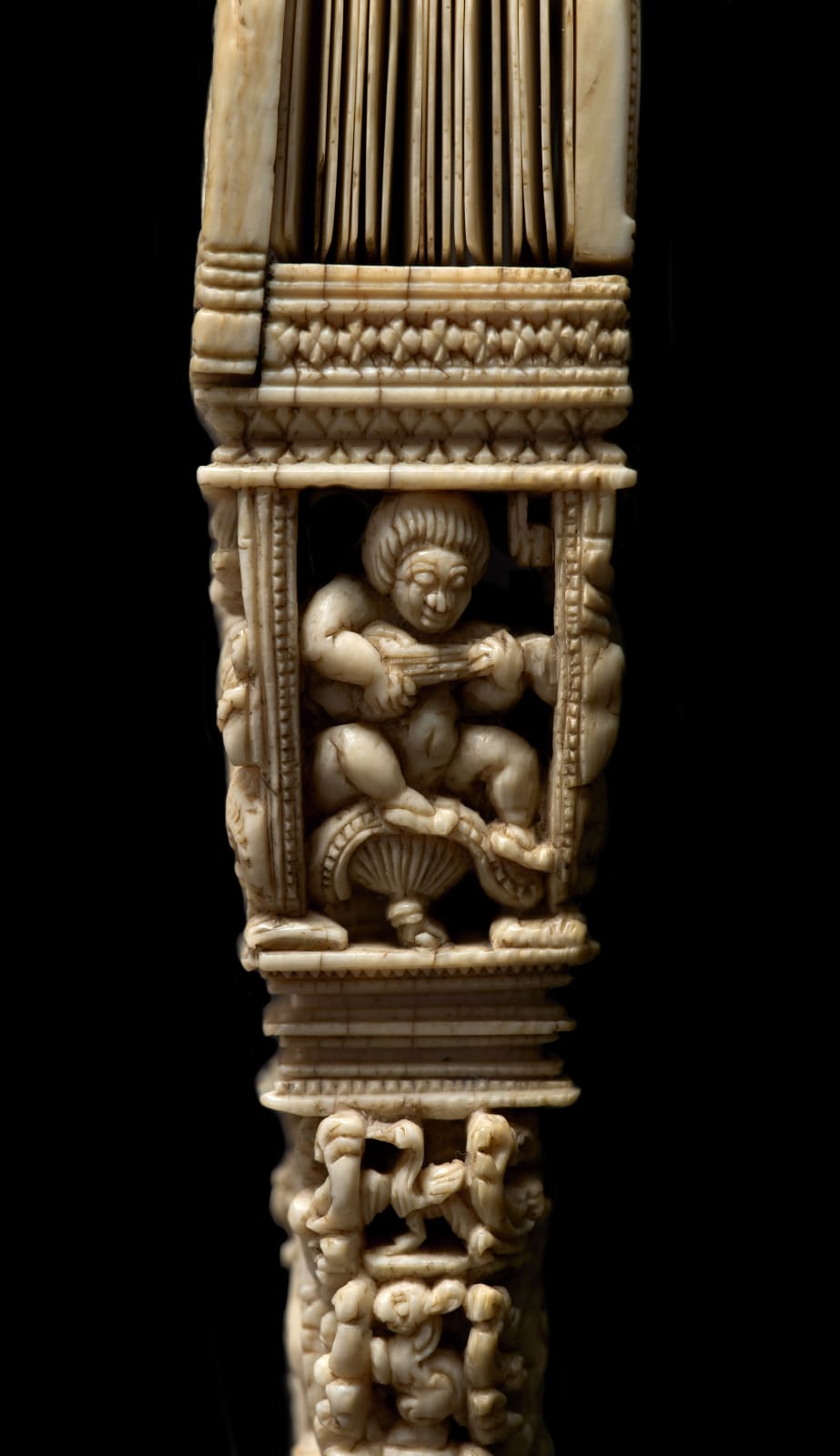 The “Pangolin Fan”, Ceylon (present-day Sri Lanka), Kōttē, c. 1540-1551