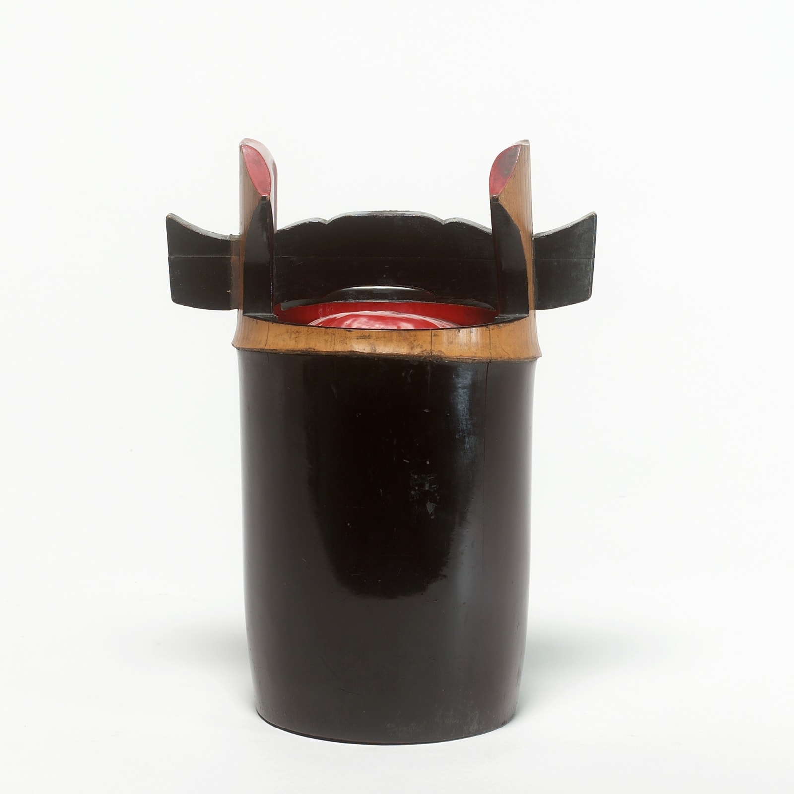 Holzobjekte, #000779 Sakadaru (Sakebehälter), 19. Jahrhundert