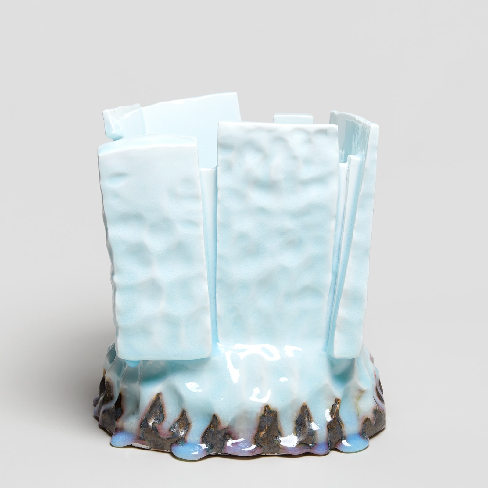 Masamichi Yoshikawa, #021925  Kayho (Luxuriant pottery palace), 2019