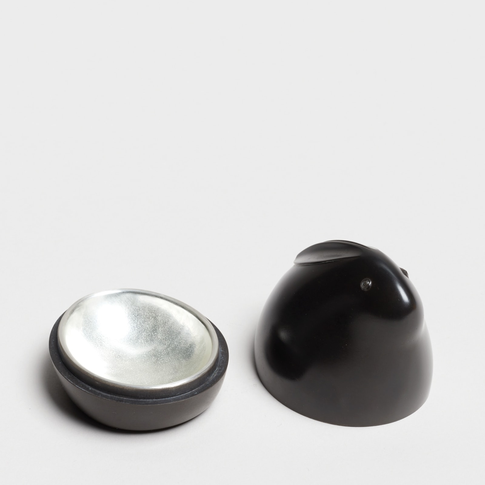 Andreas Caderas, #022116  Hase - Dose mit Silber, 2016