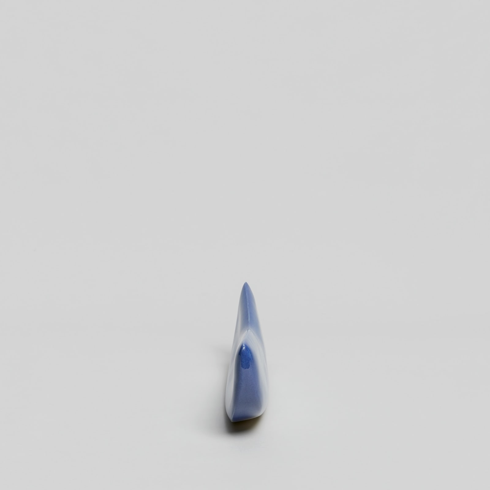 Aisaku Suzuki, #022584  Kleine blaue Plastik, 2004