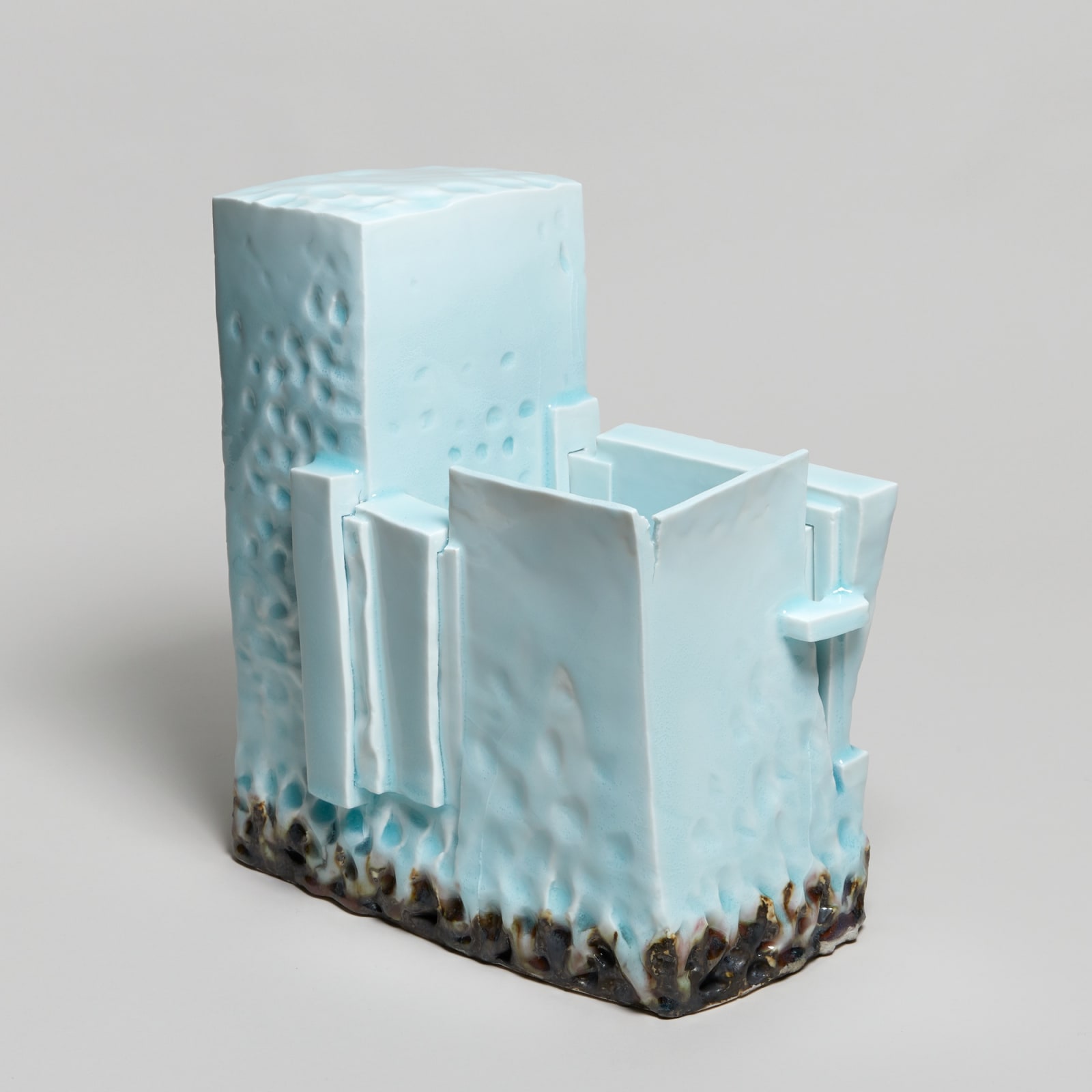 Masamichi Yoshikawa, #022743  Kayho (Luxuriant pottery palace), 2023